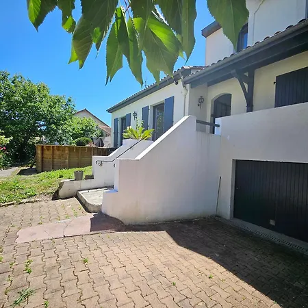 Maison Paisible Proche Centre Avec Piscine *