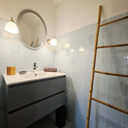 Maison Paisible Proche Centre Avec Piscine Angulema