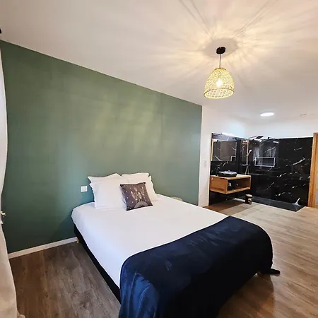 Maison Paisible Proche Centre Avec Piscine Apartamento