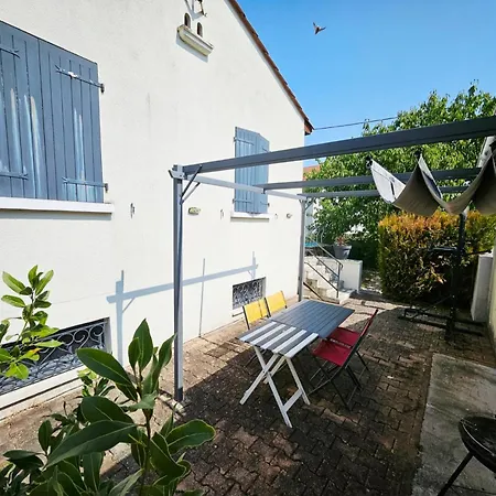Apartamento Maison Paisible Proche Centre Avec Piscine