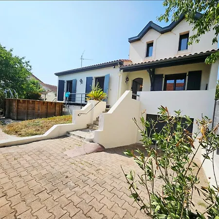 Maison Paisible Proche Centre Avec Piscine Apartamento *