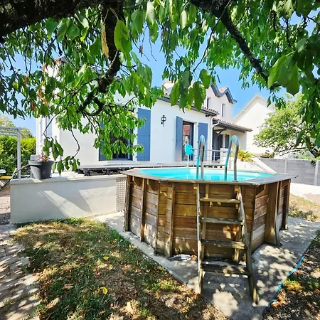 Maison Paisible Proche Centre Avec Piscine * Angulema